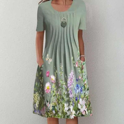 Floral dress with short sleeves - elegant and comfortable