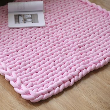 Coarse knitted blanket - modern Scandinavian design