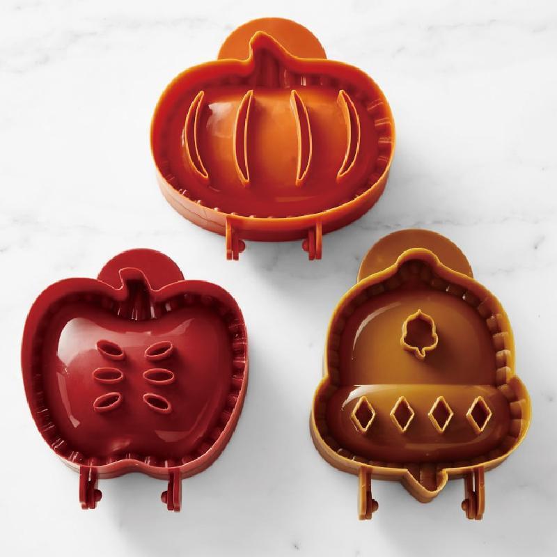 Hand pie molds for creative baking