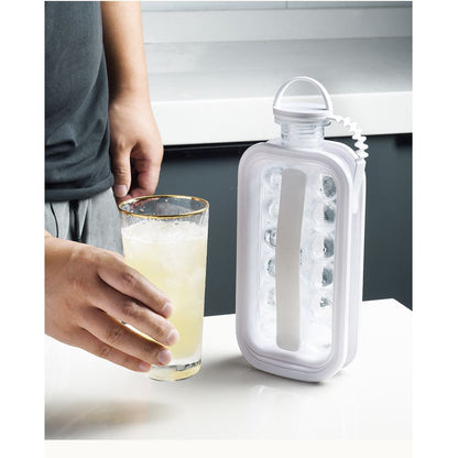 Hybrid bottle: ice cube tray and drinking bottle in one