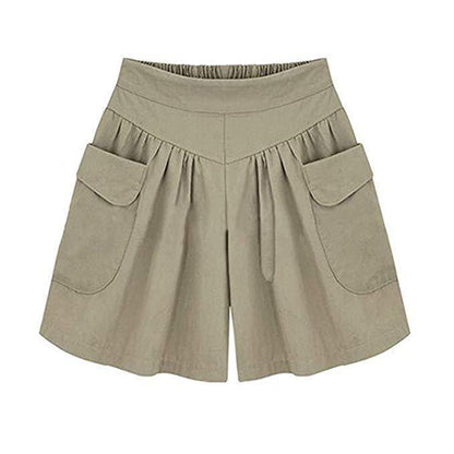 Loose cotton shorts with wide pockets - comfortable