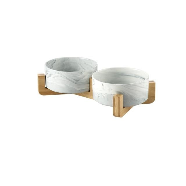 Food and drinking bowls for cats