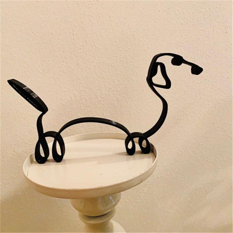 Minimalist dog sculpture in iron - stylish decor