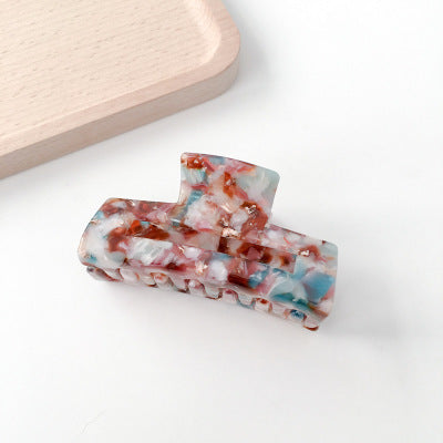 Modern hair clips in marble design