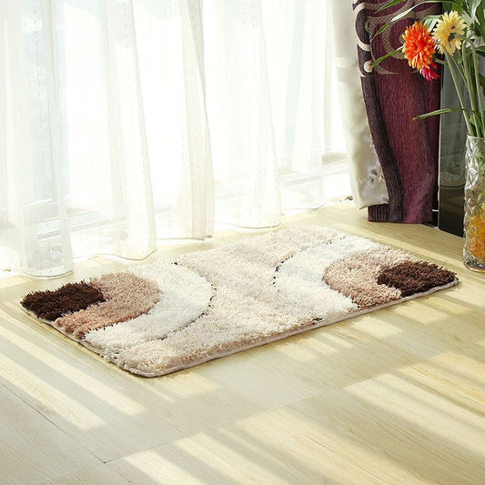 Patterned floor mat in several colours