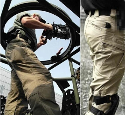 Multifunctional, waterproof trousers for tactical use