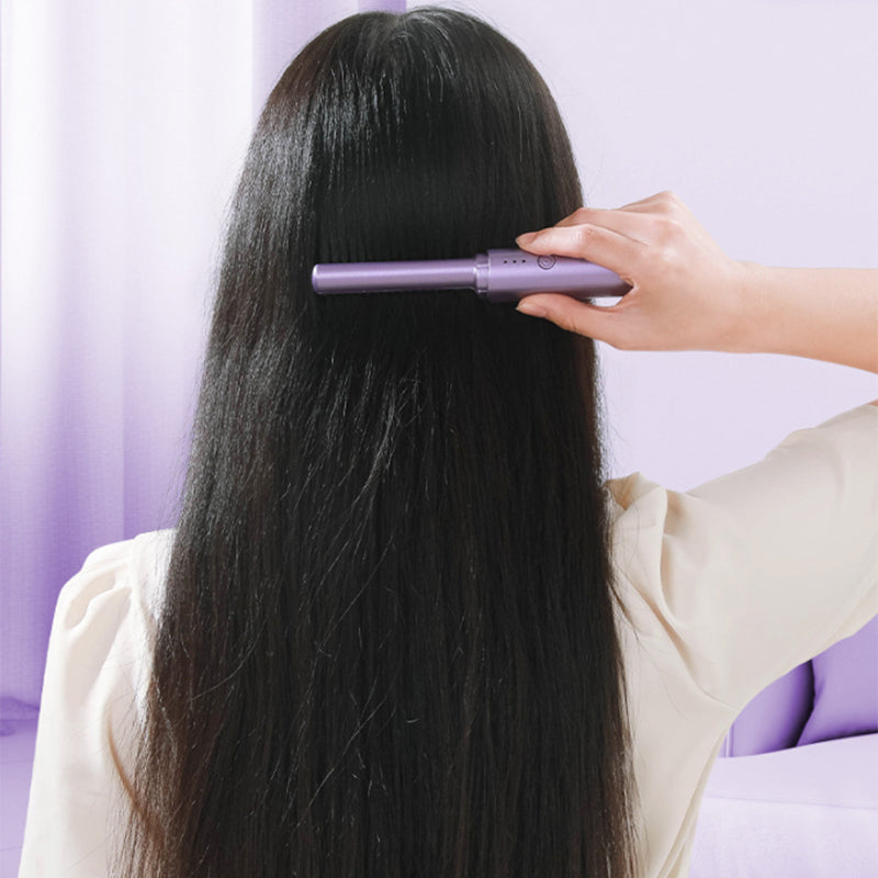 Rechargeable mini hair straightener - portable and efficient
