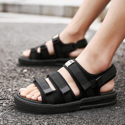 Breathable outdoor sandals for men - comfortable design