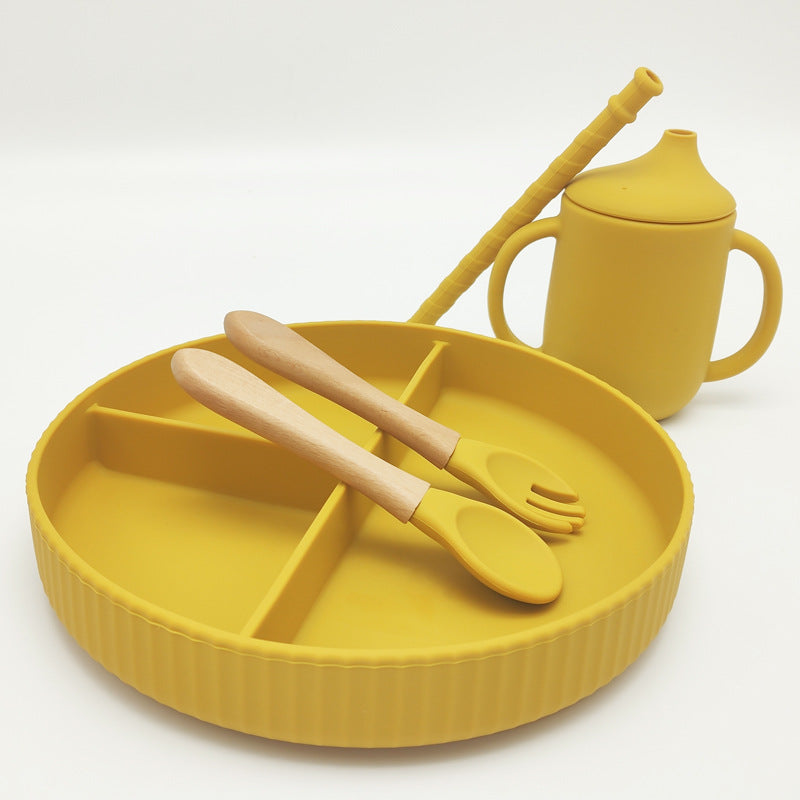 Children's service in silicone with wooden details