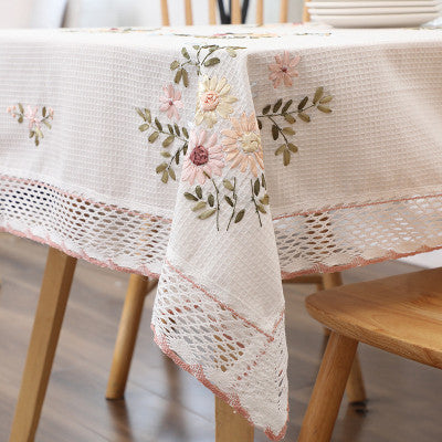 Summer tablecloth with embroidery and lace border