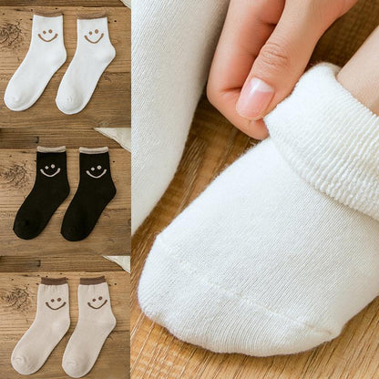 Cute smiley cotton socks - comfortable and trendy