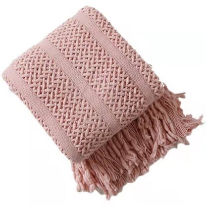 Thin knitted blanket in lovely fabric