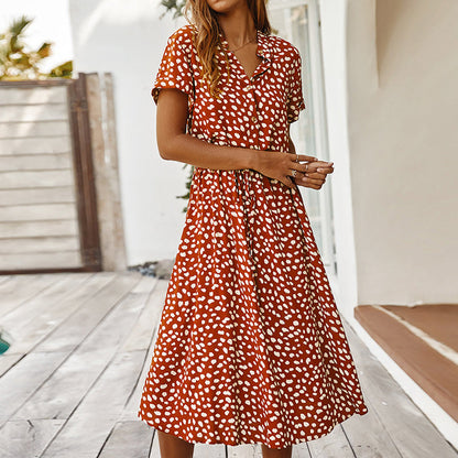 V-neck dress with dots - ideal for summer