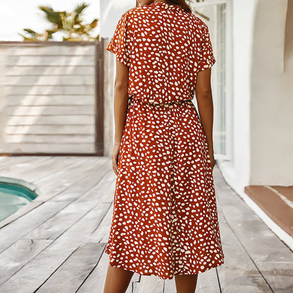 V-neck dress with dots - ideal for summer