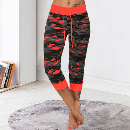 Yoga pants with camouflage print: comfort and style in one